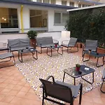 Correra 241 Lifestyle