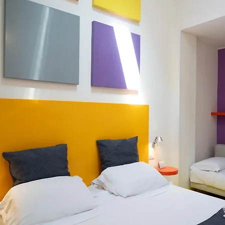 Correra 241 Lifestyle 3* نابولي