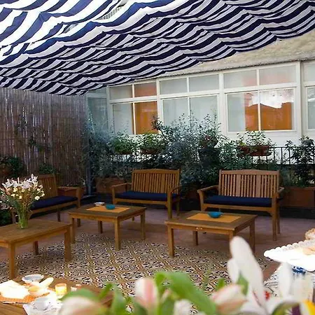 Correra 241 Lifestyle 3* נאפולי