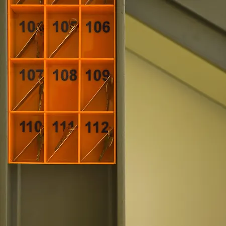 Hotel Correra 241 Lifestyle 3*