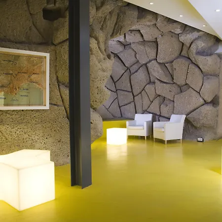 Correra 241 Lifestyle